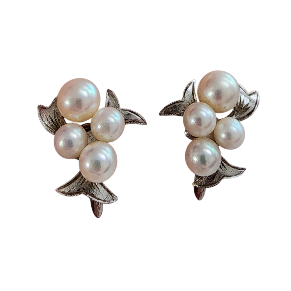 Vintage sterling Akoya cluster screwback earrings